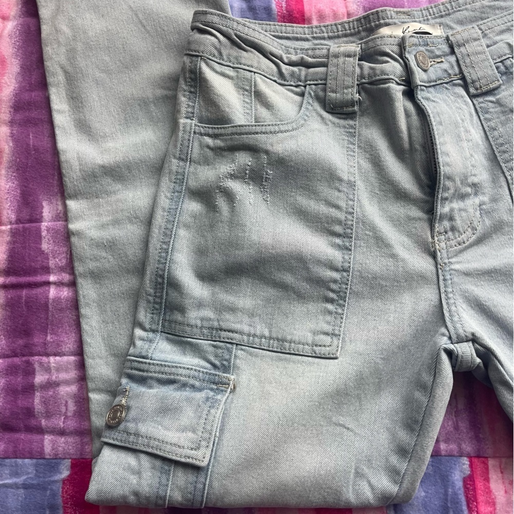 Light Blue denim Cargo Jeans size  5 - Picture 2 of 9